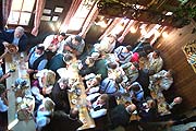 Service im Biergarten